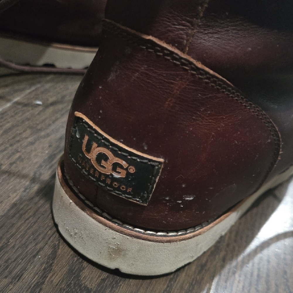 UGG Men's Dark Brown Leather Boots